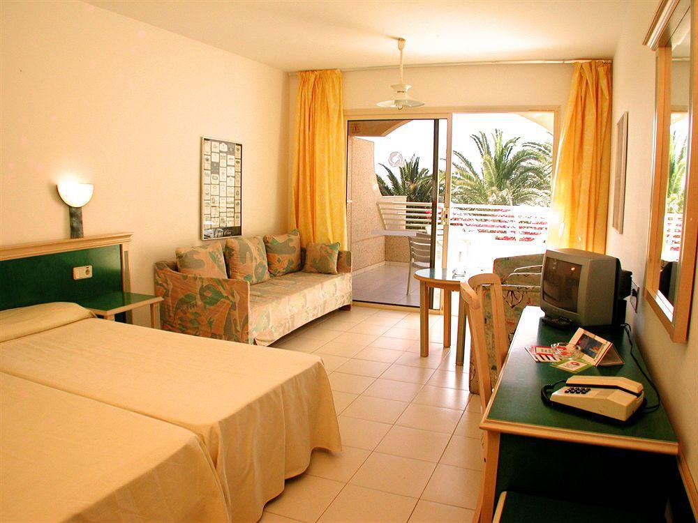 Sbh Monica Beach Resort Costa Calma Room photo